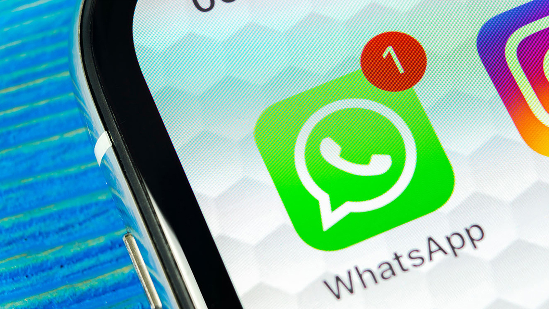 Al momento stai visualizzando Chat Control UE: la proposta di regolamento che riaccende il dibattito sulla privacy